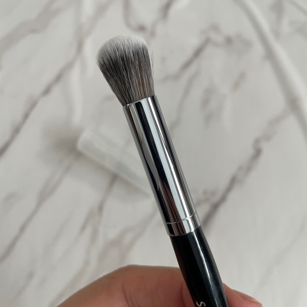 SEPHORA COLLECTION Pro Airbrush Concealer Brush 57